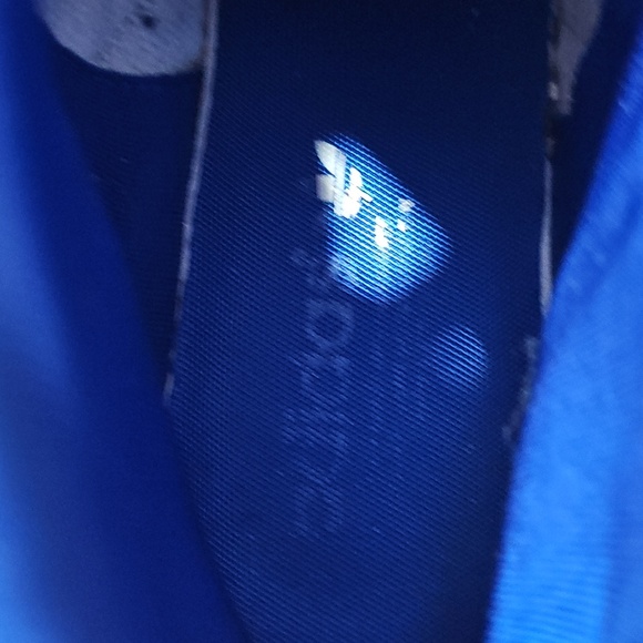Adidas Men's High-Top Blue and White Sneakers - Picture 8 of 11
